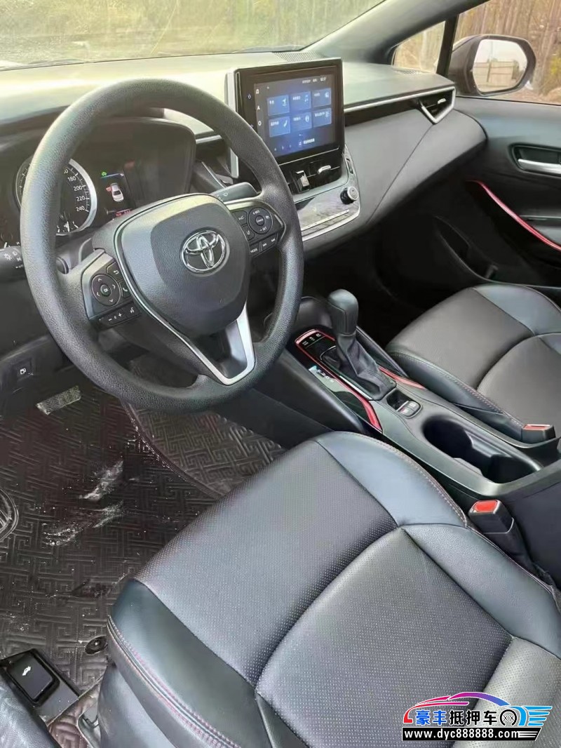 21年丰田雷凌轿车抵押车出售