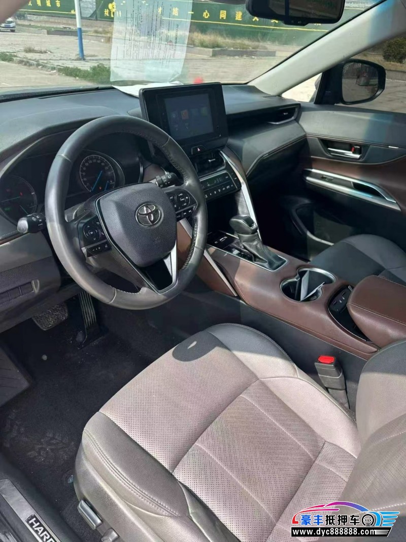 23年丰田雷凌轿车抵押车出售