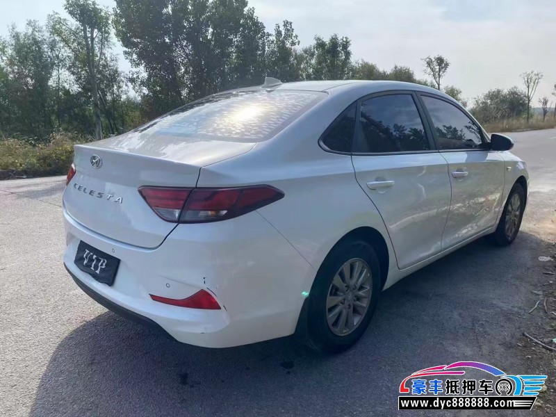 21年现代悦动轿车抵押车出售