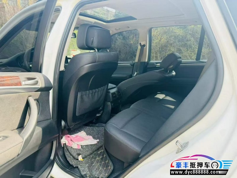 13年宝马X5轿车抵押车出售