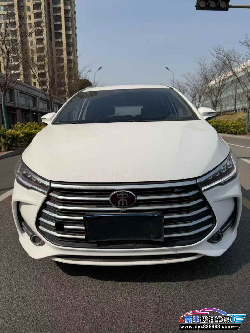 抵押车出售20年比亚迪宋轿车