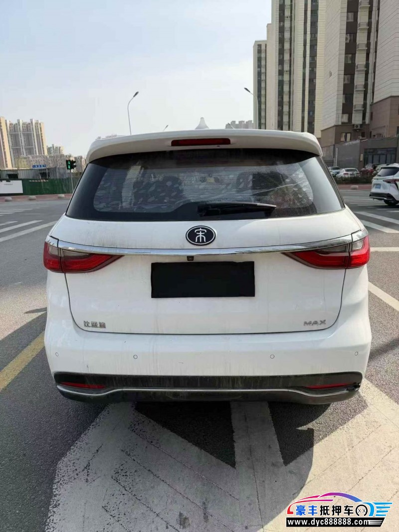 20年比亚迪宋轿车抵押车出售