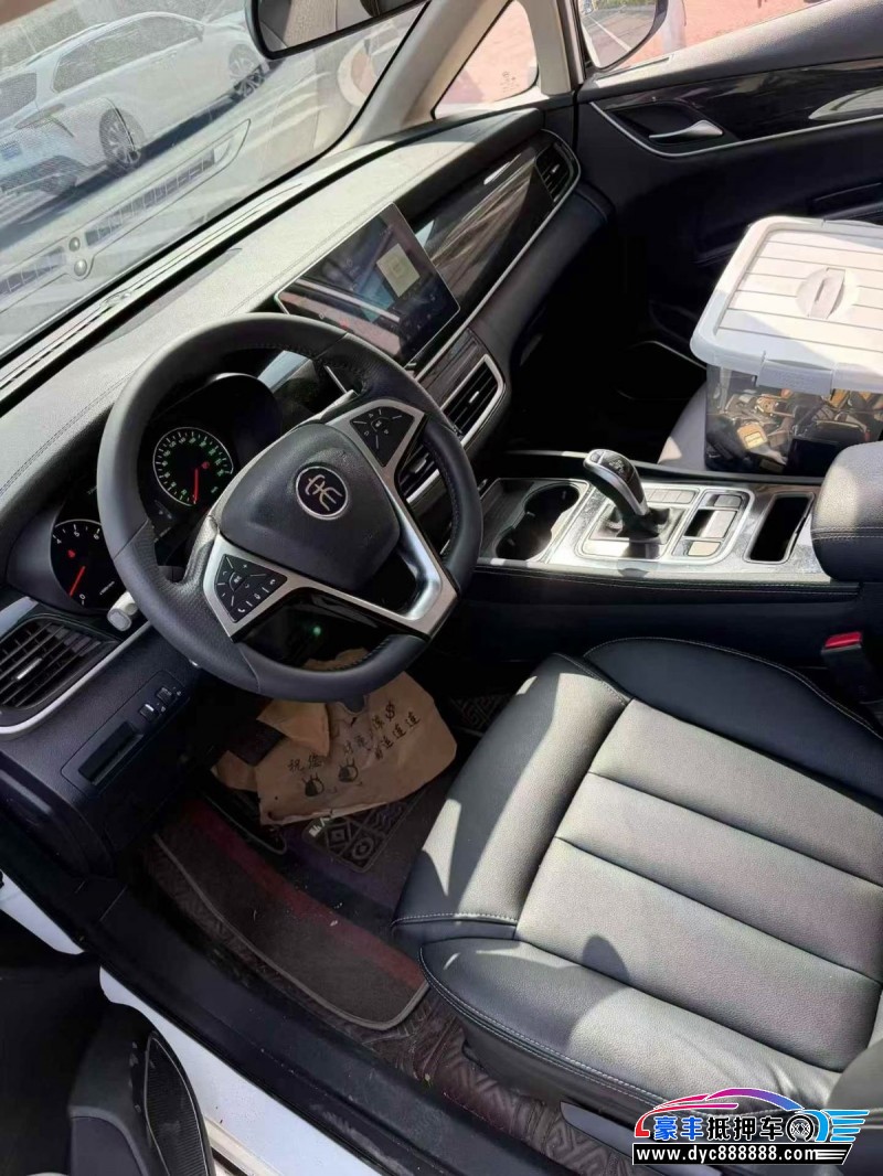 20年比亚迪宋轿车抵押车出售