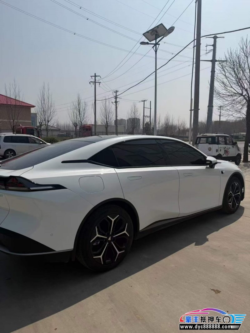 26年长安深蓝L07轿车抵押车出售