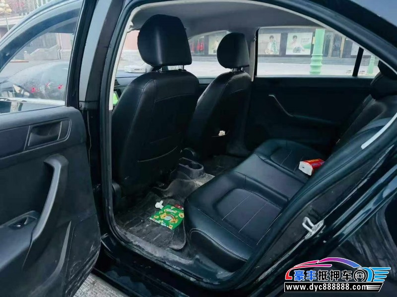 17年大众桑塔纳轿车抵押车出售