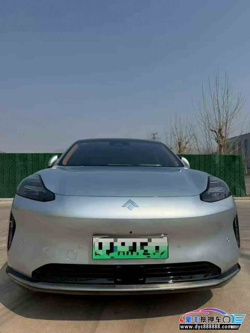 25年埃安昊铂轿车抵押车出售