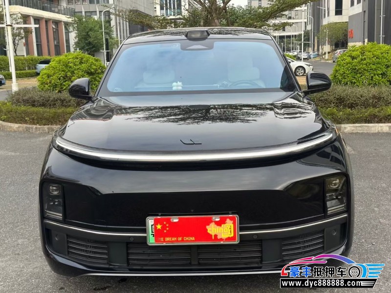 24年理想L8轿车抵押车出售