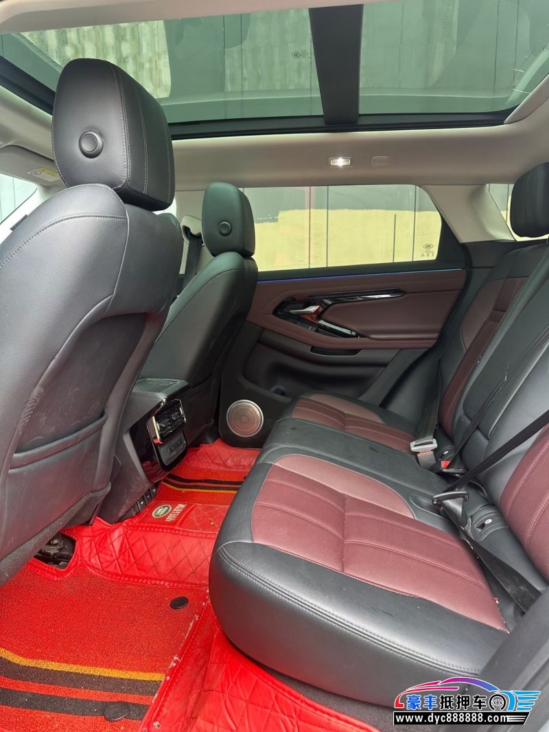 22年路虎揽胜极光轿车抵押车出售