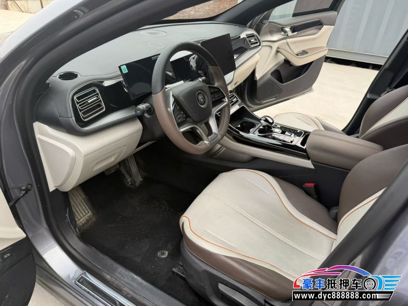 24年比亚迪秦轿车抵押车出售