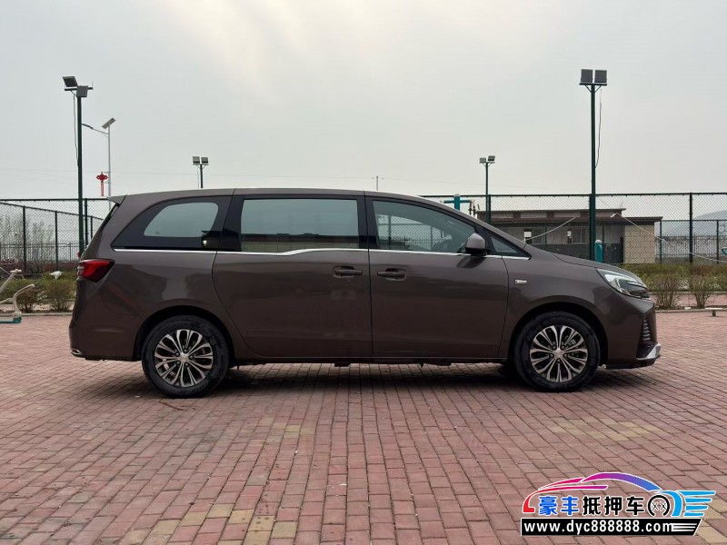 22年别克GL8MPV抵押车出售