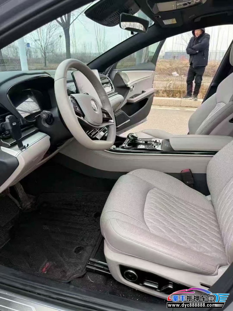 25年比亚迪汉轿车抵押车出售