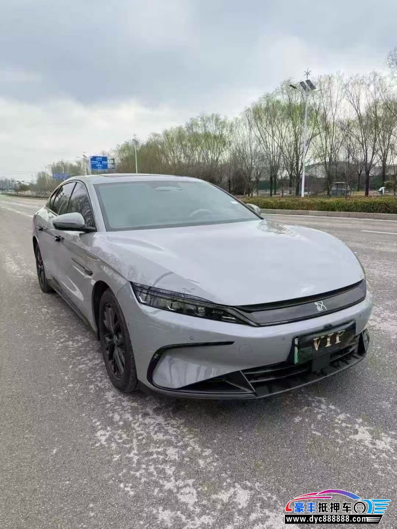 25年比亚迪汉轿车抵押车出售