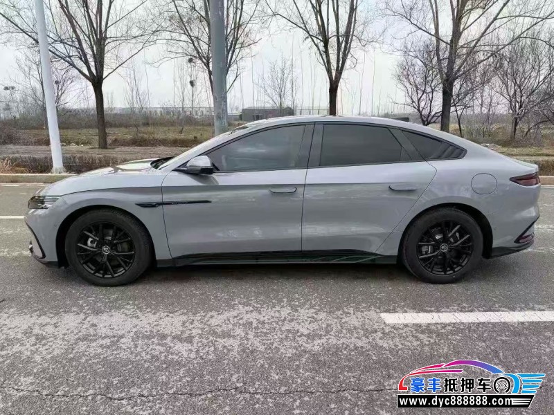 25年比亚迪汉轿车抵押车出售