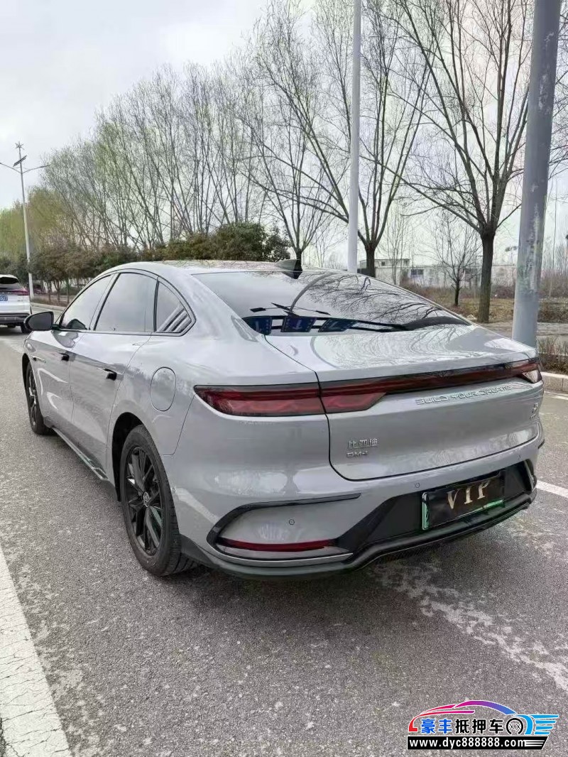 25年比亚迪汉轿车抵押车出售