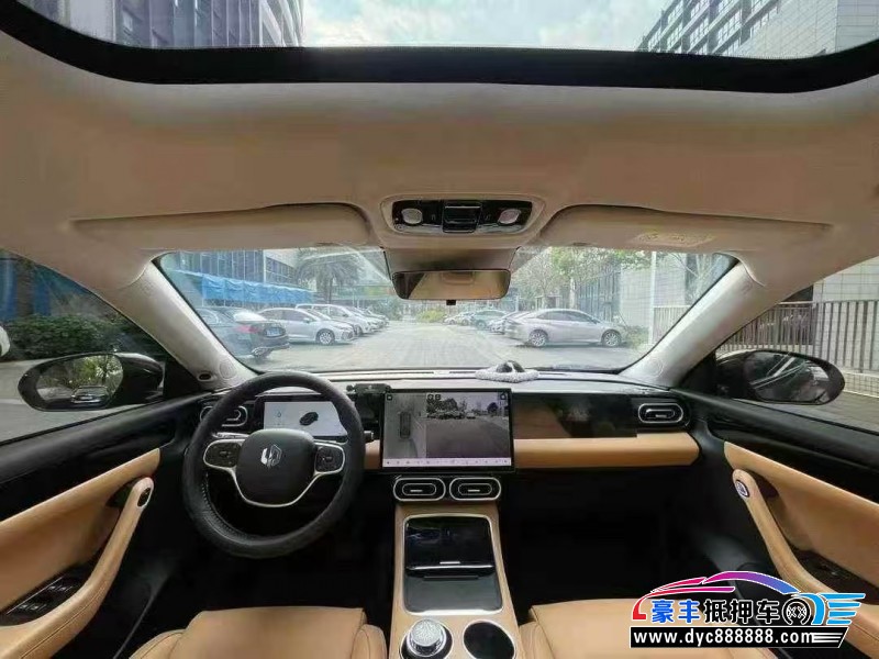 25年零跑C11轿车抵押车出售