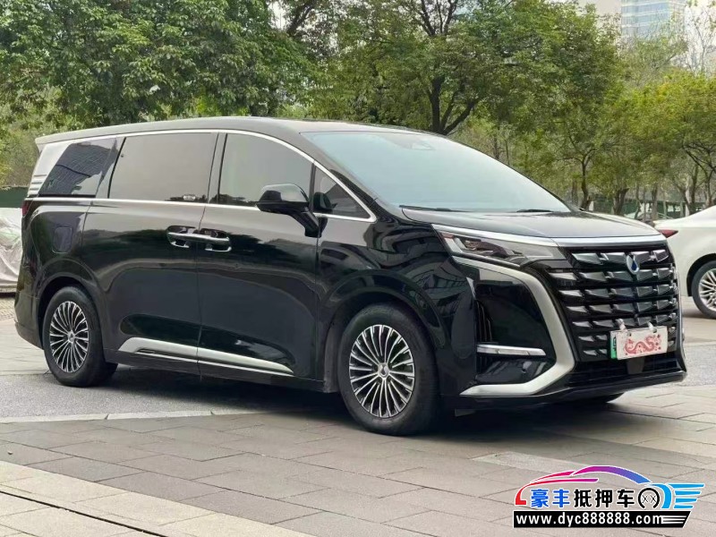 23年腾势D9轿车抵押车出售