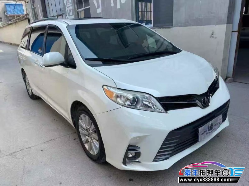 18年丰田塞纳轿车抵押车出售