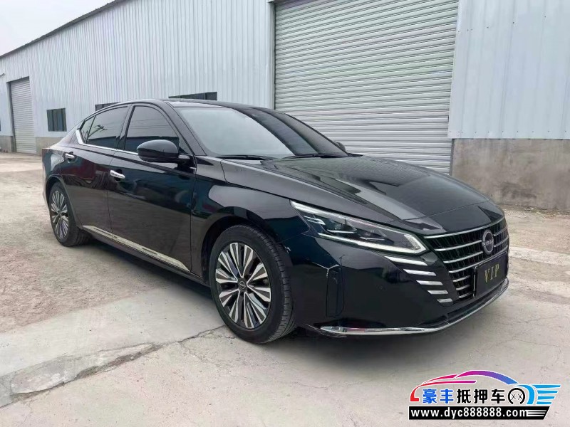 23年日产天籁轿车抵押车出售