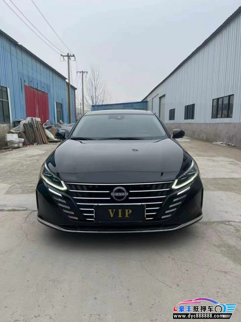 23年日产天籁轿车抵押车出售