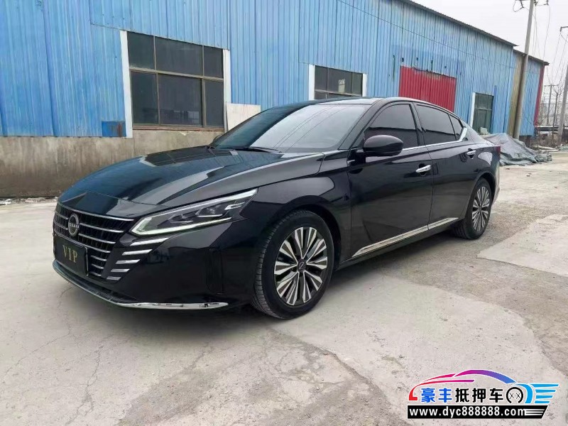 23年日产天籁轿车抵押车出售