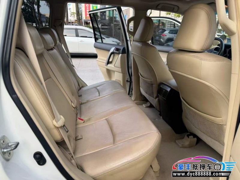 16年丰田普拉多（霸道）轿车抵押车出售