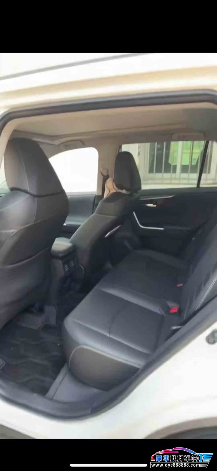 24年丰田RAV4轿车抵押车出售