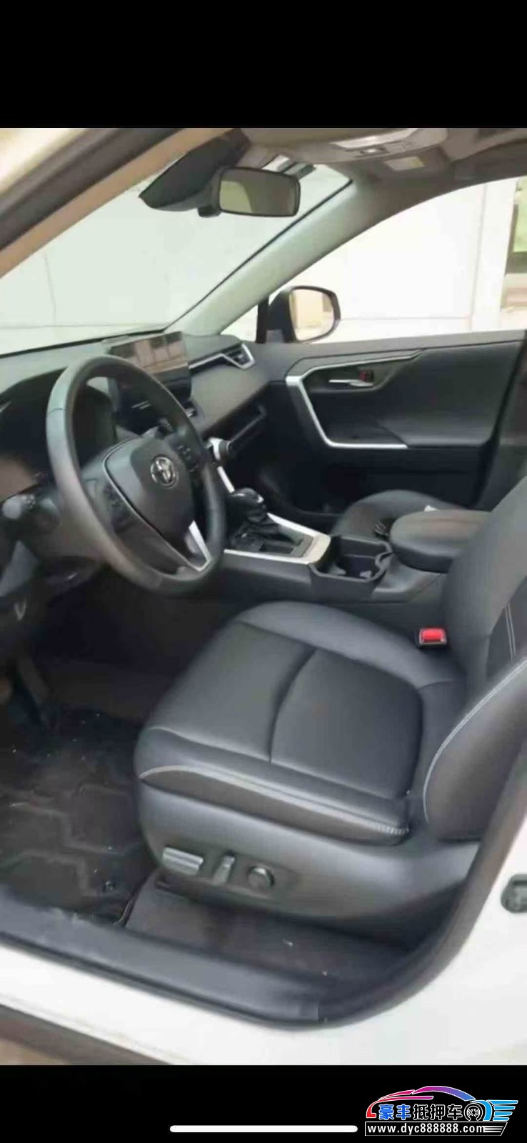 24年丰田RAV4轿车抵押车出售