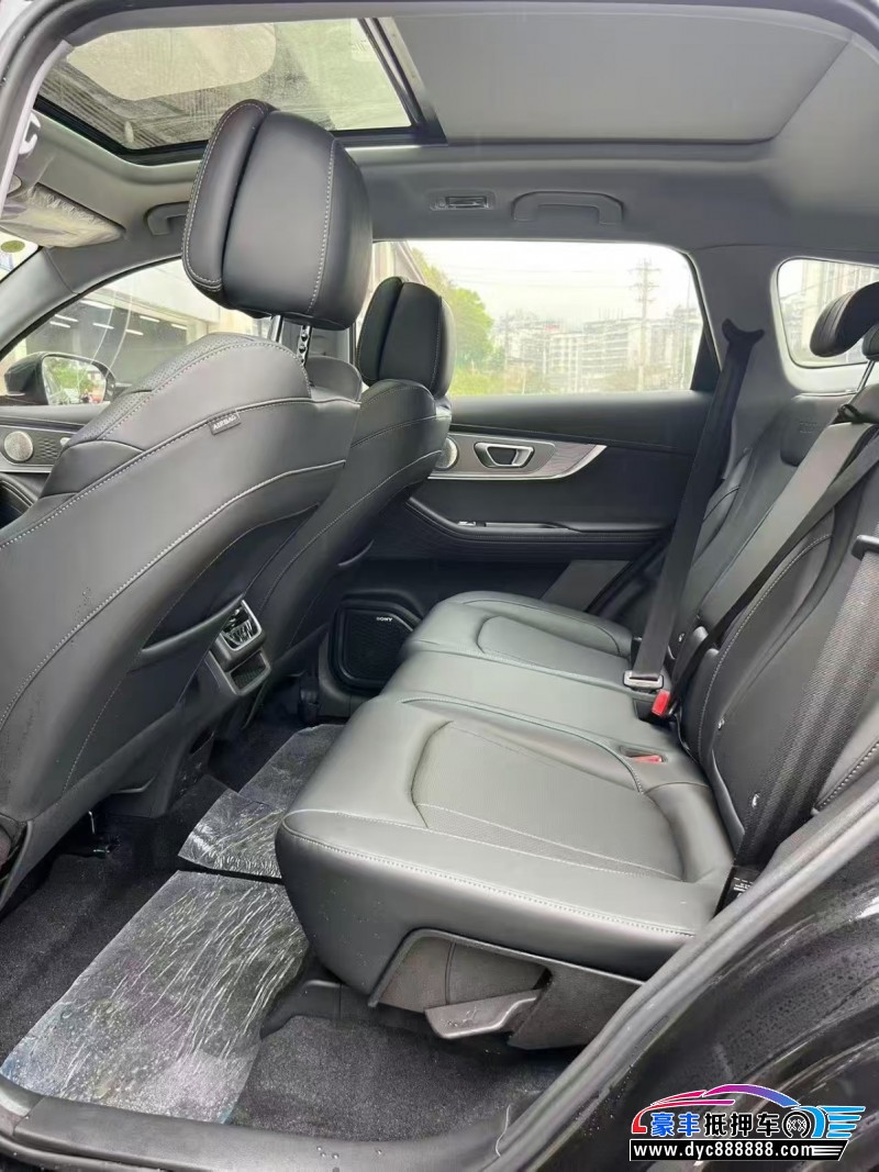 25年奇瑞瑞虎8轿车抵押车出售