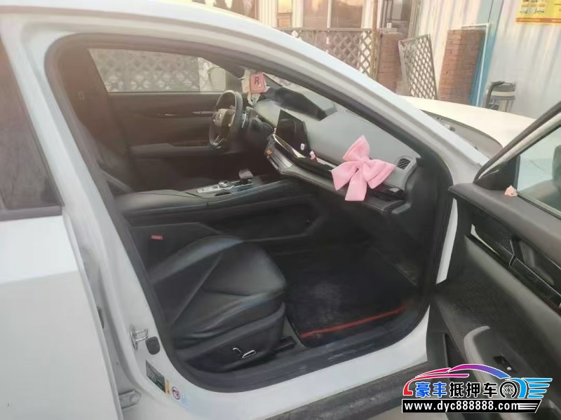 22年长安长安UNI轿车抵押车出售