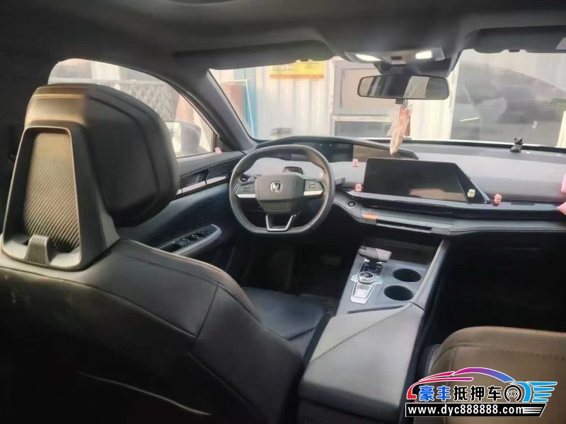 22年长安长安UNI轿车抵押车出售