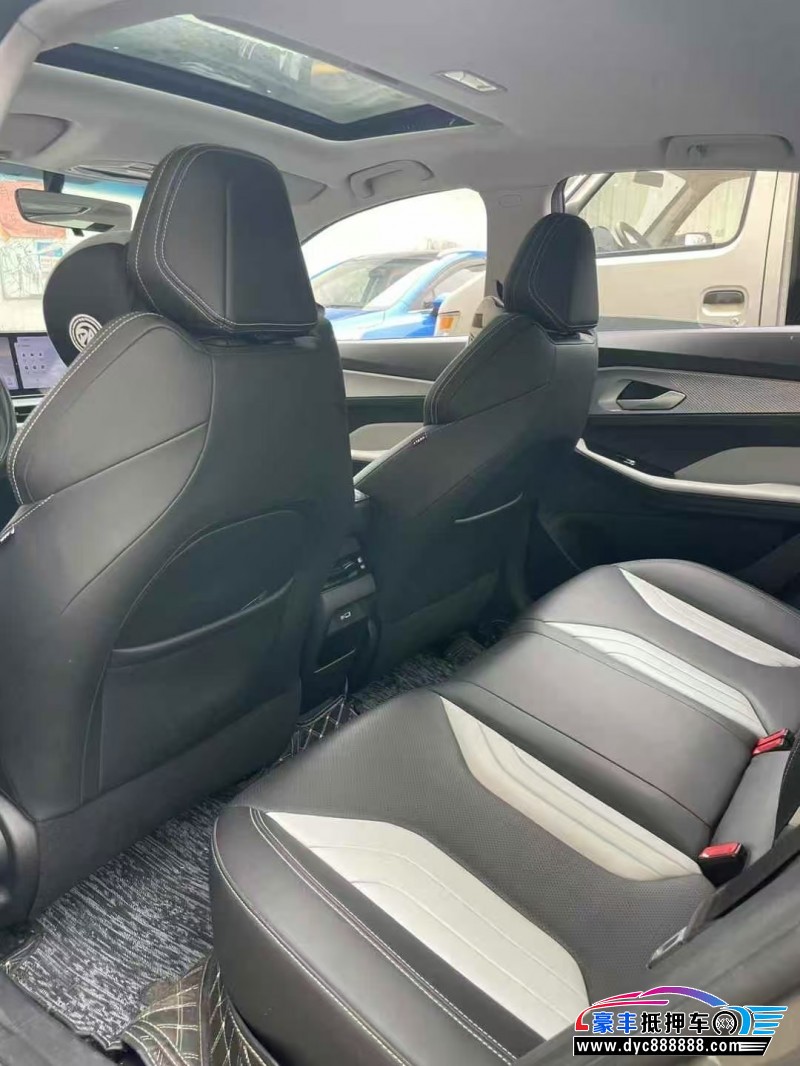 24年吉利缤瑞轿车抵押车出售