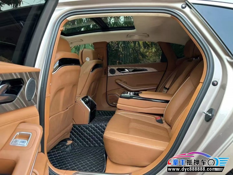 22年红旗H9轿车抵押车出售