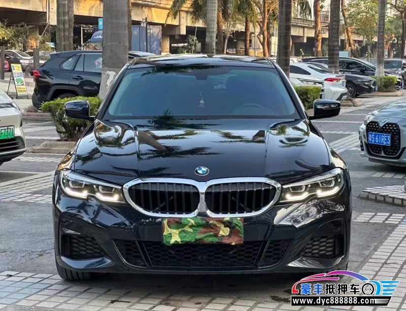 21年宝马3系轿车抵押车出售