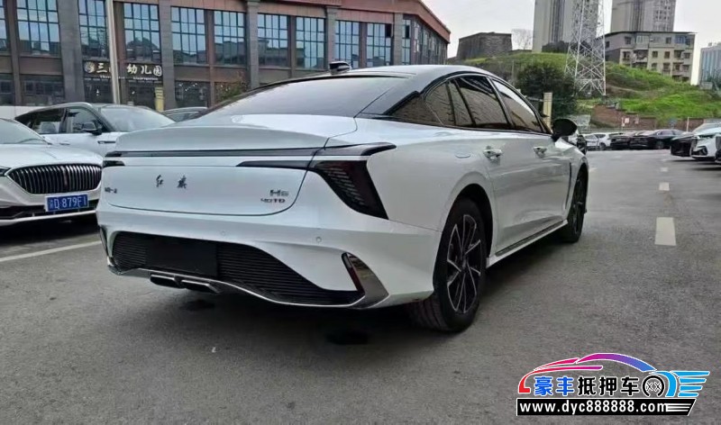 25年红旗H6轿车抵押车出售