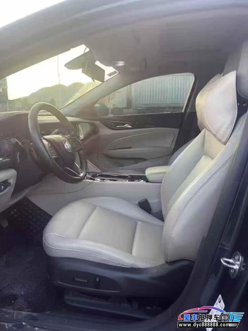 21年别克君威轿车抵押车出售