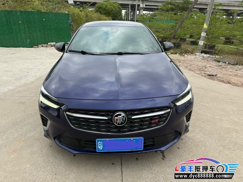 抵押车出售21年别克君威轿车