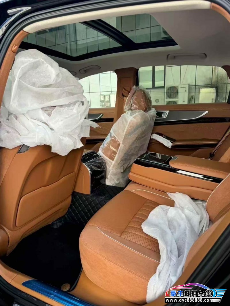 25年红旗H9轿车抵押车出售