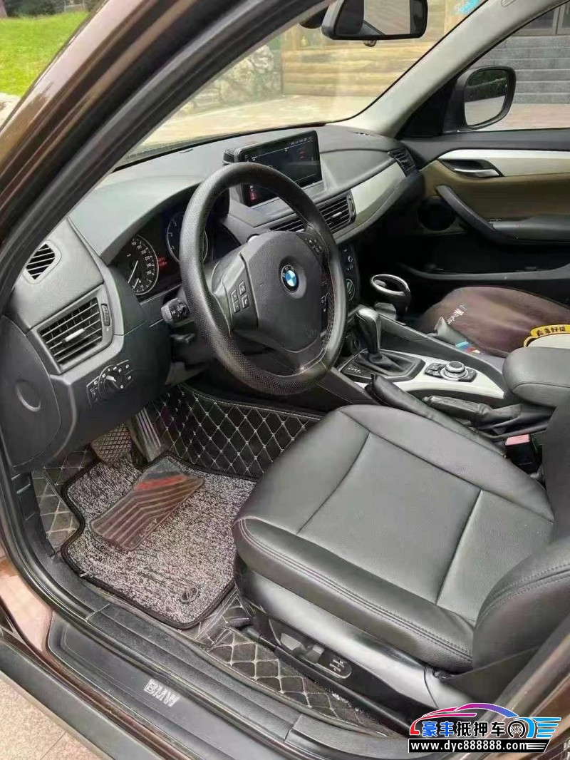 12年宝马X1轿车抵押车出售