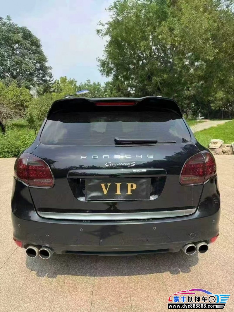 14年保时捷卡宴轿车抵押车出售