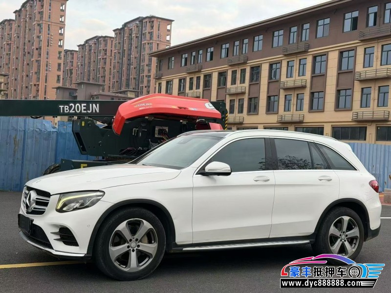 17年奔驰GLC轿车抵押车出售