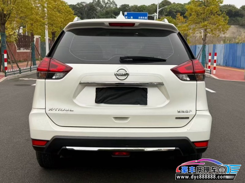 20年日产奇骏轿车抵押车出售