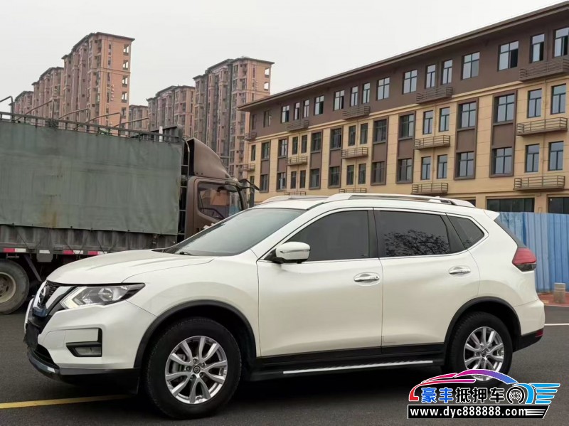 20年日产奇骏轿车抵押车出售