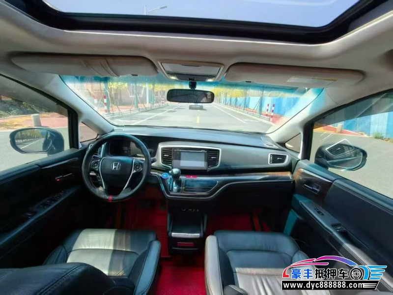 15年本田奥德赛轿车抵押车出售