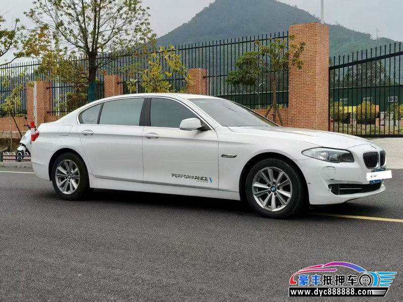 12年宝马5系轿车抵押车出售