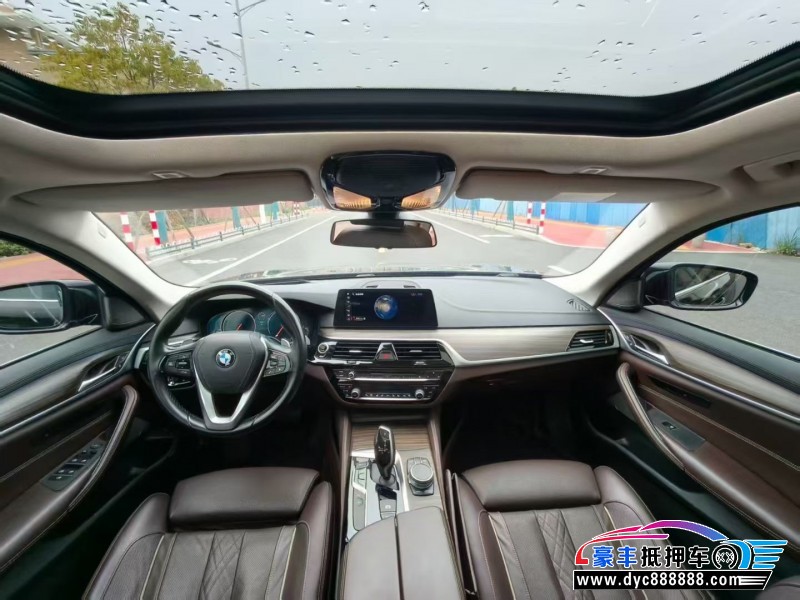 18年宝马5系轿车抵押车出售