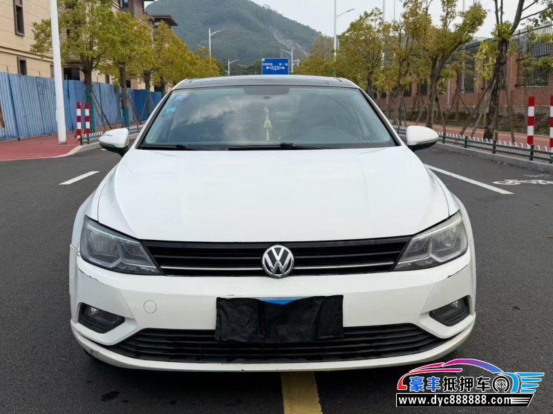 抵押车出售16年大众凌渡轿车