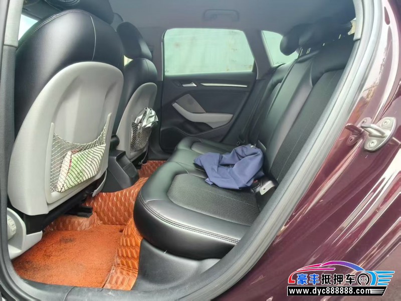 18年奥迪A3轿车抵押车出售