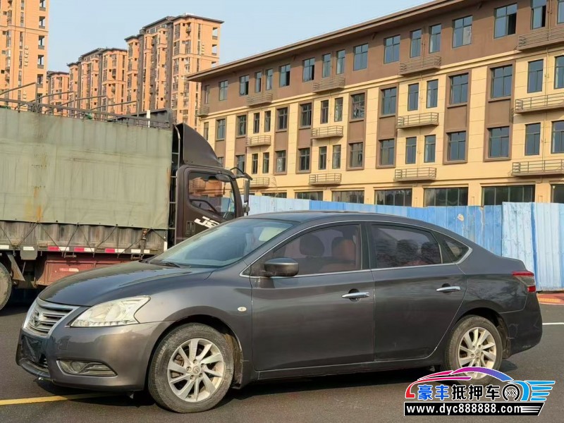 14年日产轩逸轿车抵押车出售