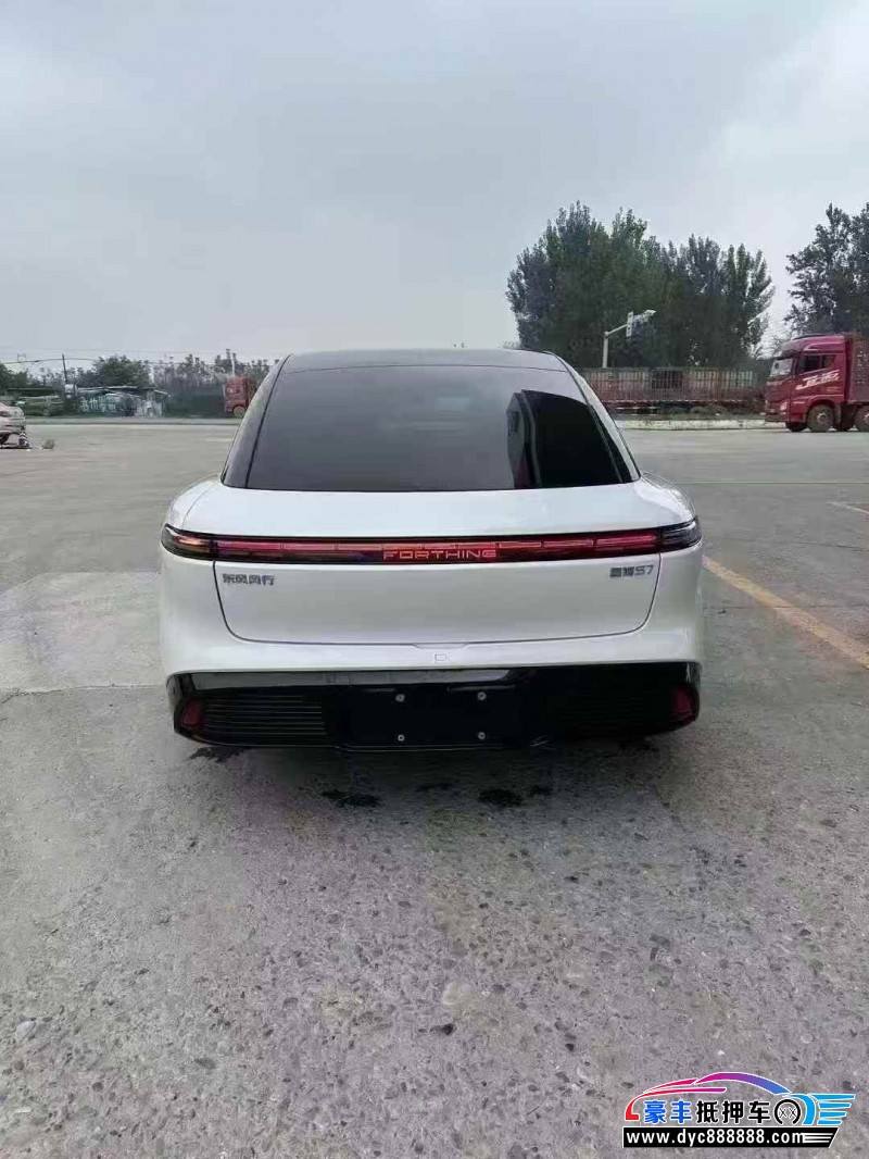 25年东风风行星海轿车抵押车出售