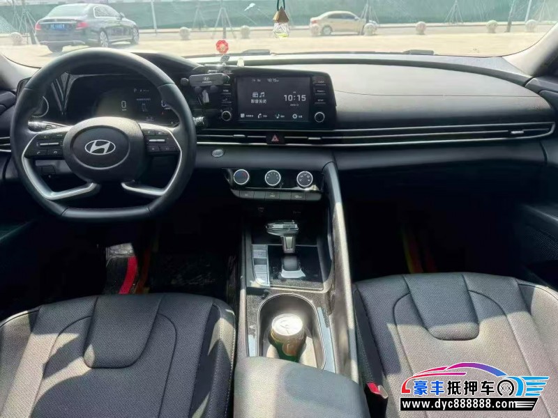 24年现代伊兰特轿车抵押车出售